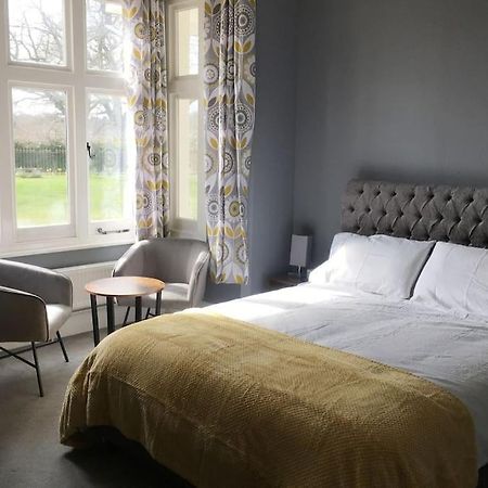 Stylish 2 Bed Apart In The Heart Of North Norfolk นอร์ทวัลชัม ภายนอก รูปภาพ