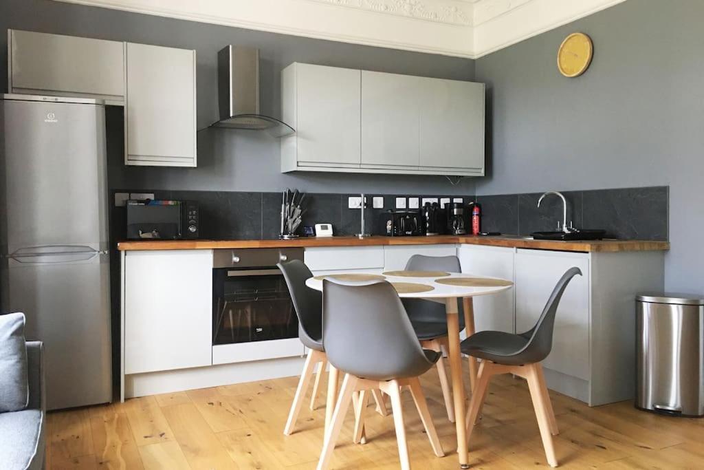 Stylish 2 Bed Apart In The Heart Of North Norfolk นอร์ทวัลชัม ภายนอก รูปภาพ