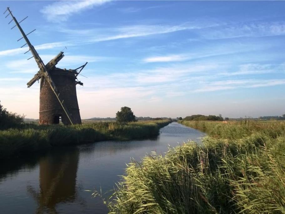 Stylish 2 Bed Apart In The Heart Of North Norfolk นอร์ทวัลชัม ภายนอก รูปภาพ